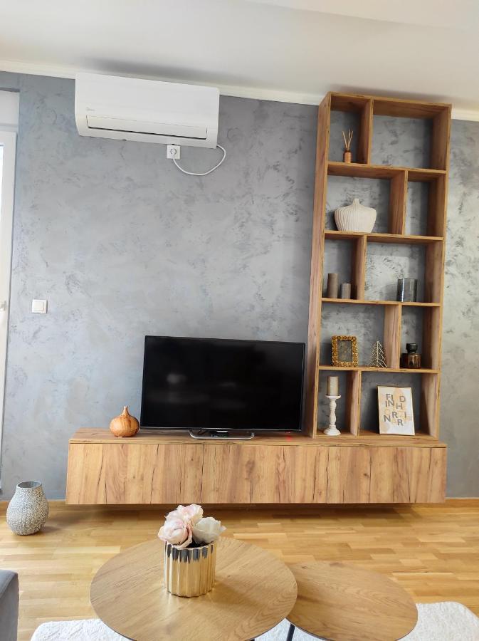 Apartman Milla Lux Novi Sad Extérieur photo